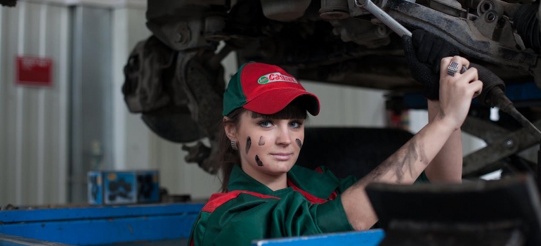 maintenance before moving your car from Canada to the USA