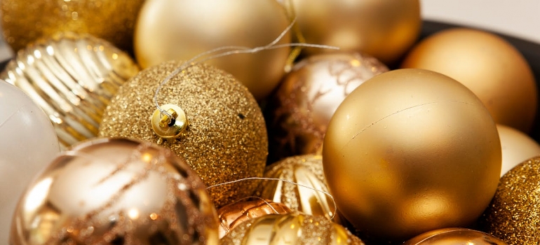 decluttering before packing Christmas decorations for a move