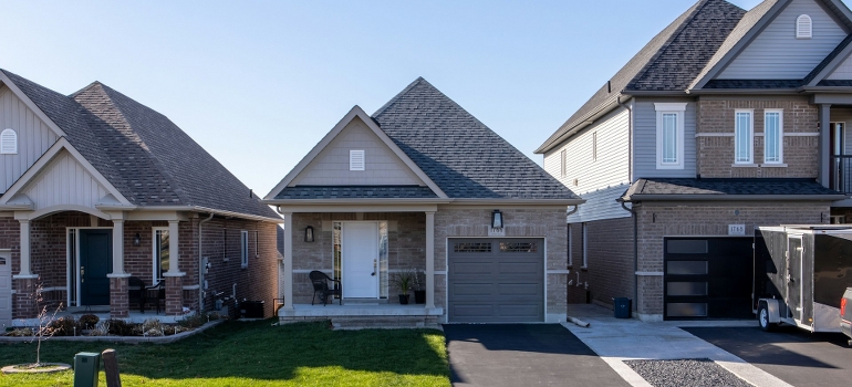 houses in Canada